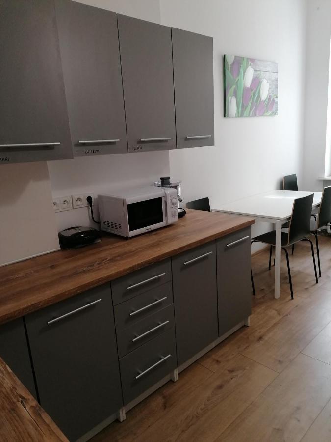 Hostel Tulip - Pokoj Jednoosobowy Nr 3 Ze Wspolna Lazienka I Kuchnia Szczecin Exteriör bild