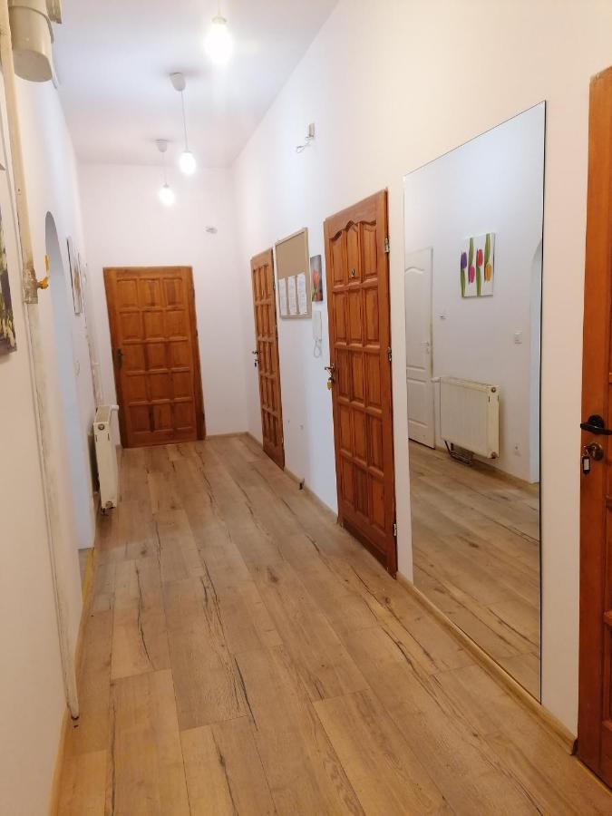 Hostel Tulip - Pokoj Jednoosobowy Nr 3 Ze Wspolna Lazienka I Kuchnia Szczecin Exteriör bild